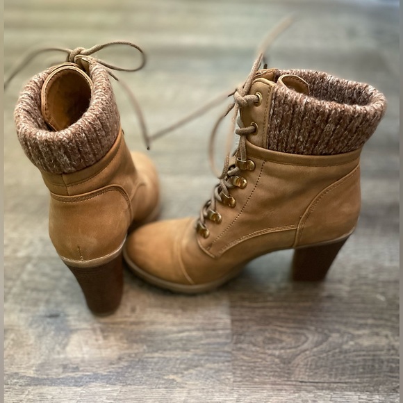 ❌SOLD❌ George Size 6 Booties - Picture 3 of 4